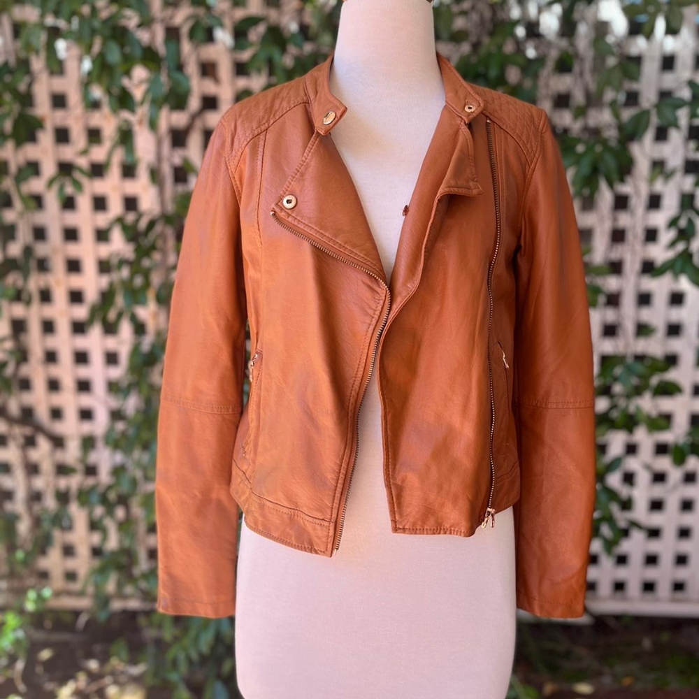 Jacket - Picture 1 of 3